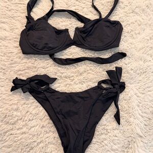 Monday Swimwear Bikini set - medium